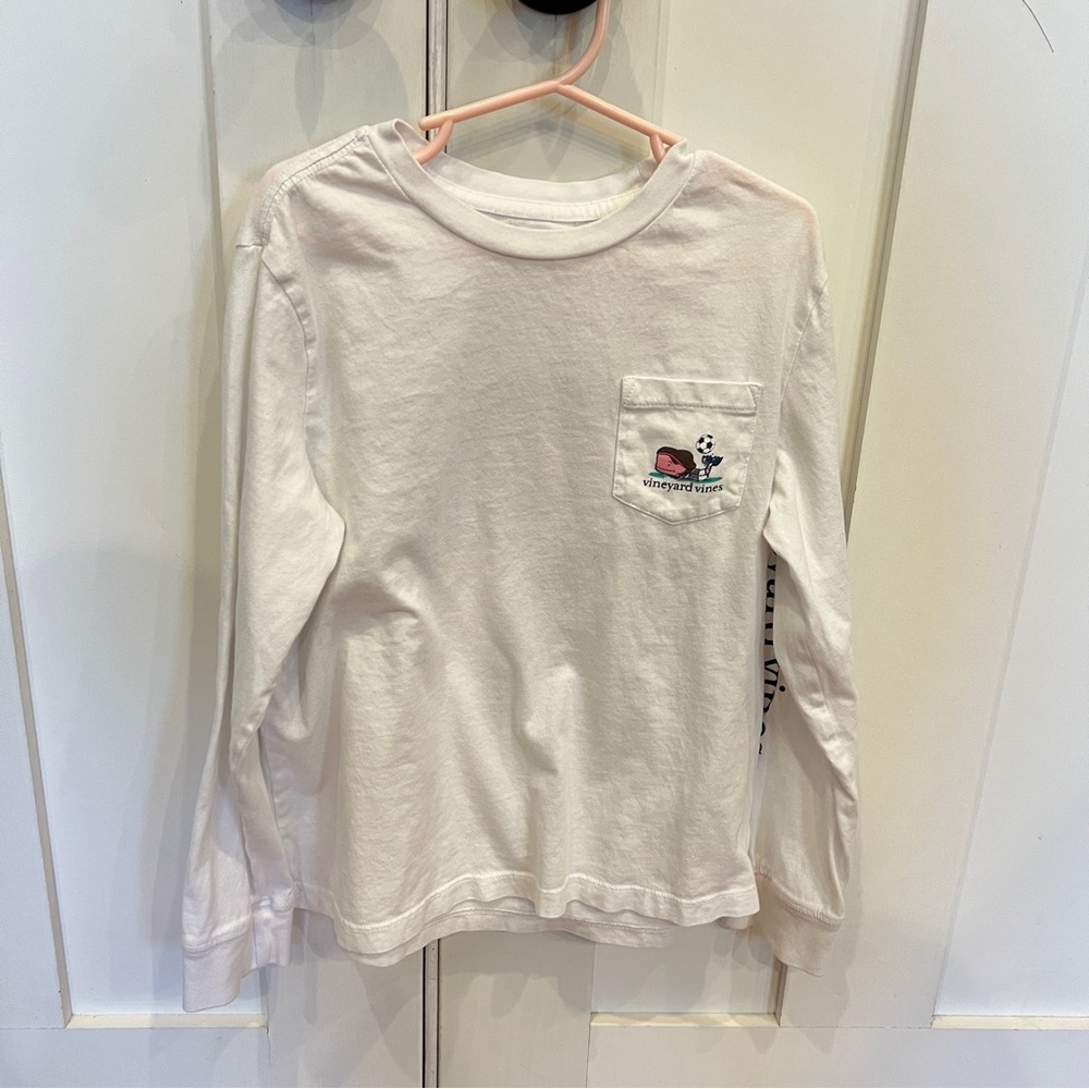 Vineyard Vines Girls soccer whale